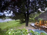 Exeter River Lodge Suite Exterior