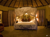 Rondavels-bedroom-2
