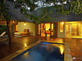 Manyeleti-bedroom